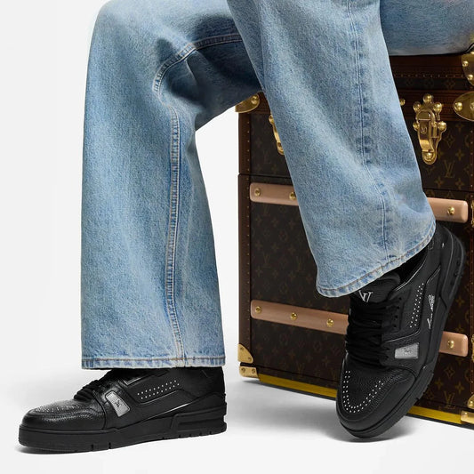 LOUIS VUITTON || LV Trainer Low-Top Sneakers – Black Pebbled Leather with Silver Accents