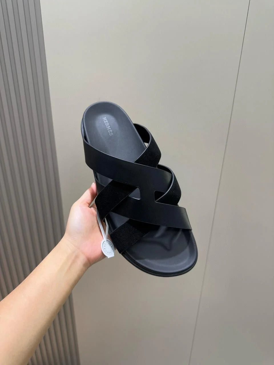 HERMES || Black Cross-Strap Leather Sandals- FASHION MYST