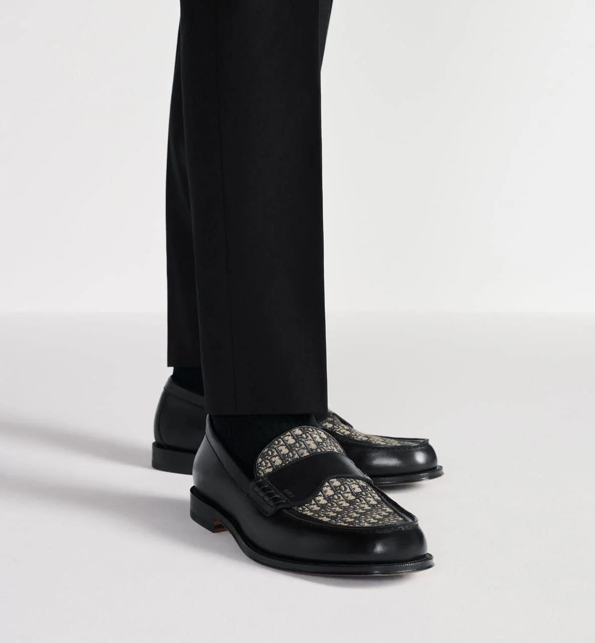 CHRISTIAN DIOR || Granville Loafer Black Smooth Calfskin With Beige and Black Dior Oblique Jacquard- FASHION MYST
