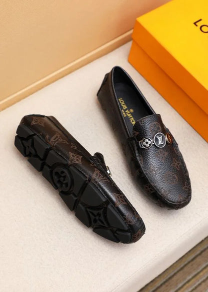 LOUIS VUITTON || Hockenheim Moccasin in Monogram Eclipse Canvas