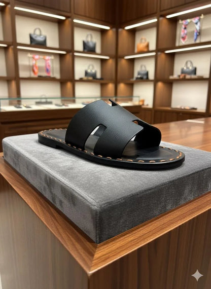 HERMES || Chypre Black Epsom Calfskin Sandals with Contrast Stitching