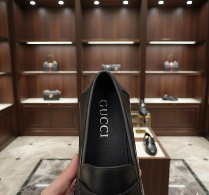 GUCCI || Men's Web Loafer - Black Leather with Green/Red Web & Double G - FASHION MYST