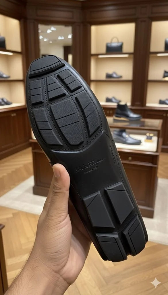 SALVATORE FERRAGAMO || Black Grained Leather Gancini Loafers - FASHION MYST