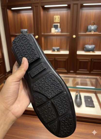 BALLY || Black Leather Logo Loafer – Swiss Luxury Craftsmanship