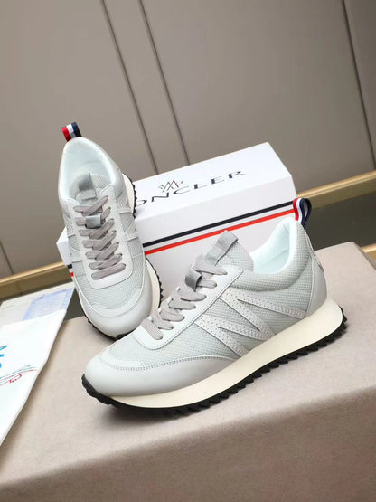 MONCLER || Men’s Lite Runner Low-Top Sneakers - Grey/White Mesh & Leather