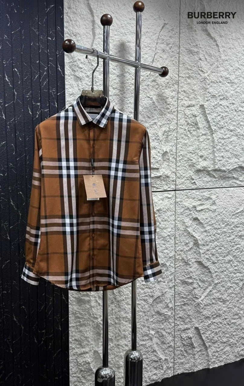 BURBERRY LONDON ||  Men’s Button-Down Shirt – Plaid Check – Slim Fit