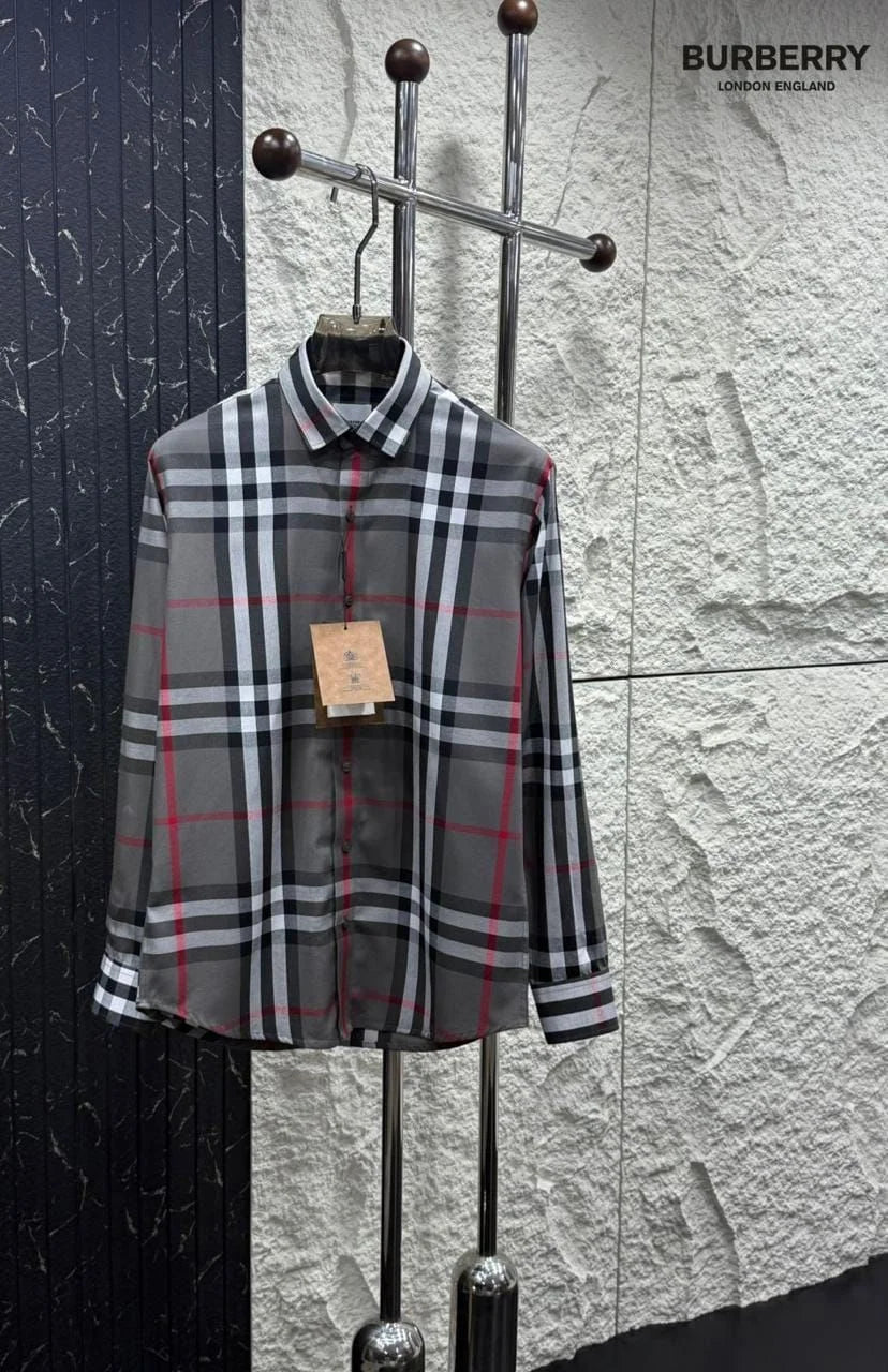 BURBERRY LONDON ||  Men’s Button-Down Shirt – Plaid Check – Slim Fit