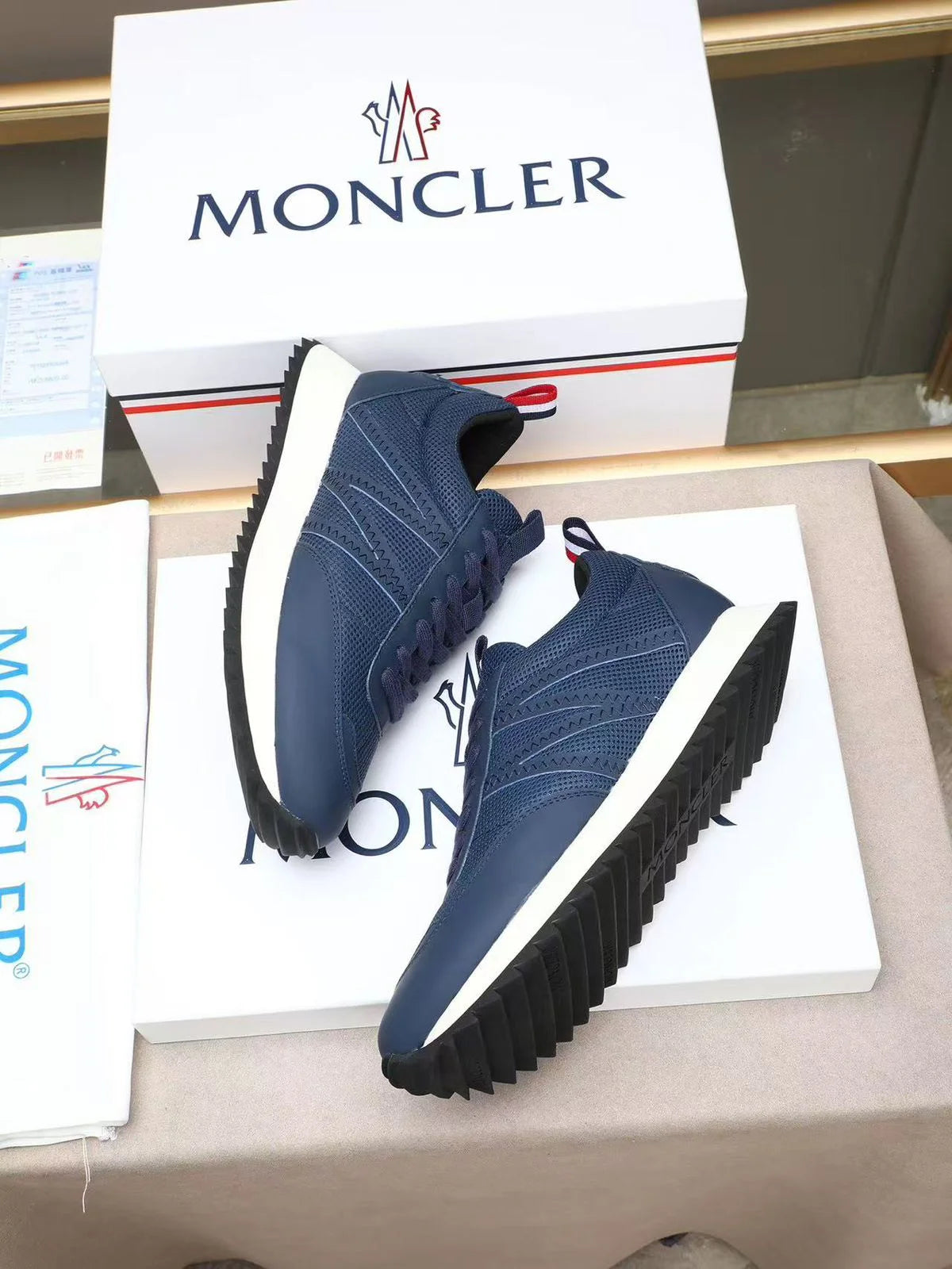 【美品】MONCLER ARIEL ロートップスニーカー 38 MONCLER || Ariel Mesh & Leather Low-Top Sneakers In Horace Navy