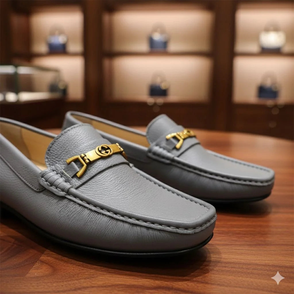 GUCCI ||  Men’s Leather Driver Loafers in Dove Grey