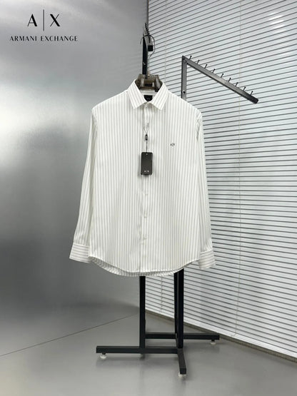 ARM*NI EXCH*NGE || Men’s Slim-Fit Pinstripe Button-Down Shirt in Black/White