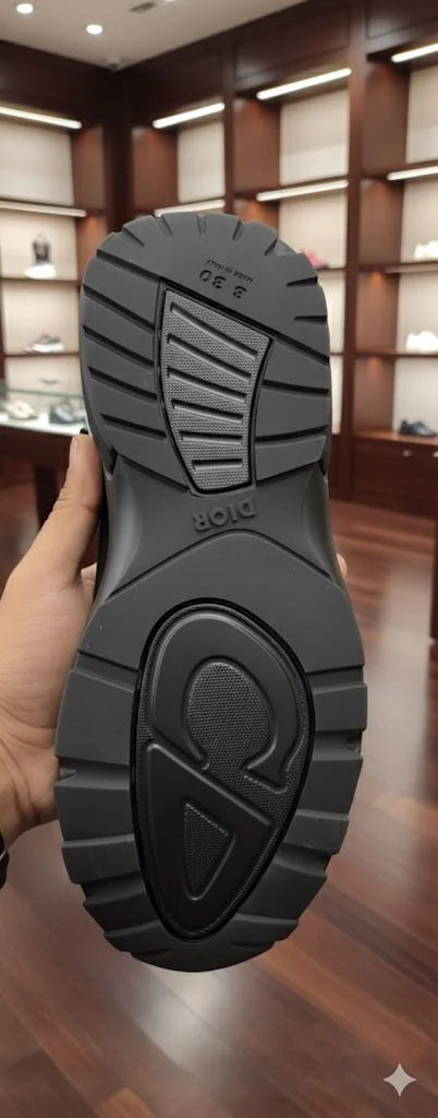 CHRISTIAN DIOR || Dior B30 Slip-On Sneaker in Black Technical Mesh Sneaker