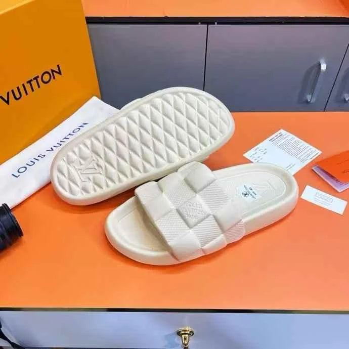 LOUIS VUITTON || Damier Pattern Rubber Pool Sliders - Ivory/Off-White - FASHION MYST