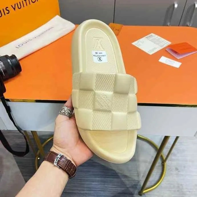 LOUIS VUITTON || Damier Pattern Rubber Pool Sliders - Ivory/Off-White - FASHION MYST