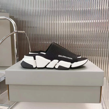 BALENCIAGA || Speed Sneaker Hybrid Slide – Black Ribbed Knit with Articulated Contrast Sole