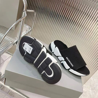 BALENCIAGA || Speed Sneaker Hybrid Slide – Black Ribbed Knit with Articulated Contrast Sole