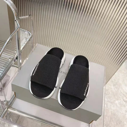 BALENCIAGA || Speed Sneaker Hybrid Slide – Black Ribbed Knit with Articulated Contrast Sole