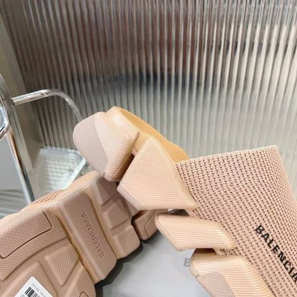 BALENCIAGA || Speed Knit Slide Sandals in Beige – Chunky Logo Mules