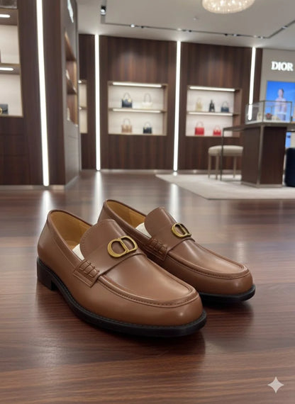 CHRISTIAN DIOR || Dior Boy Loafers in Cognac Leather with Gold-Finish CD Signature - FASHION MYST