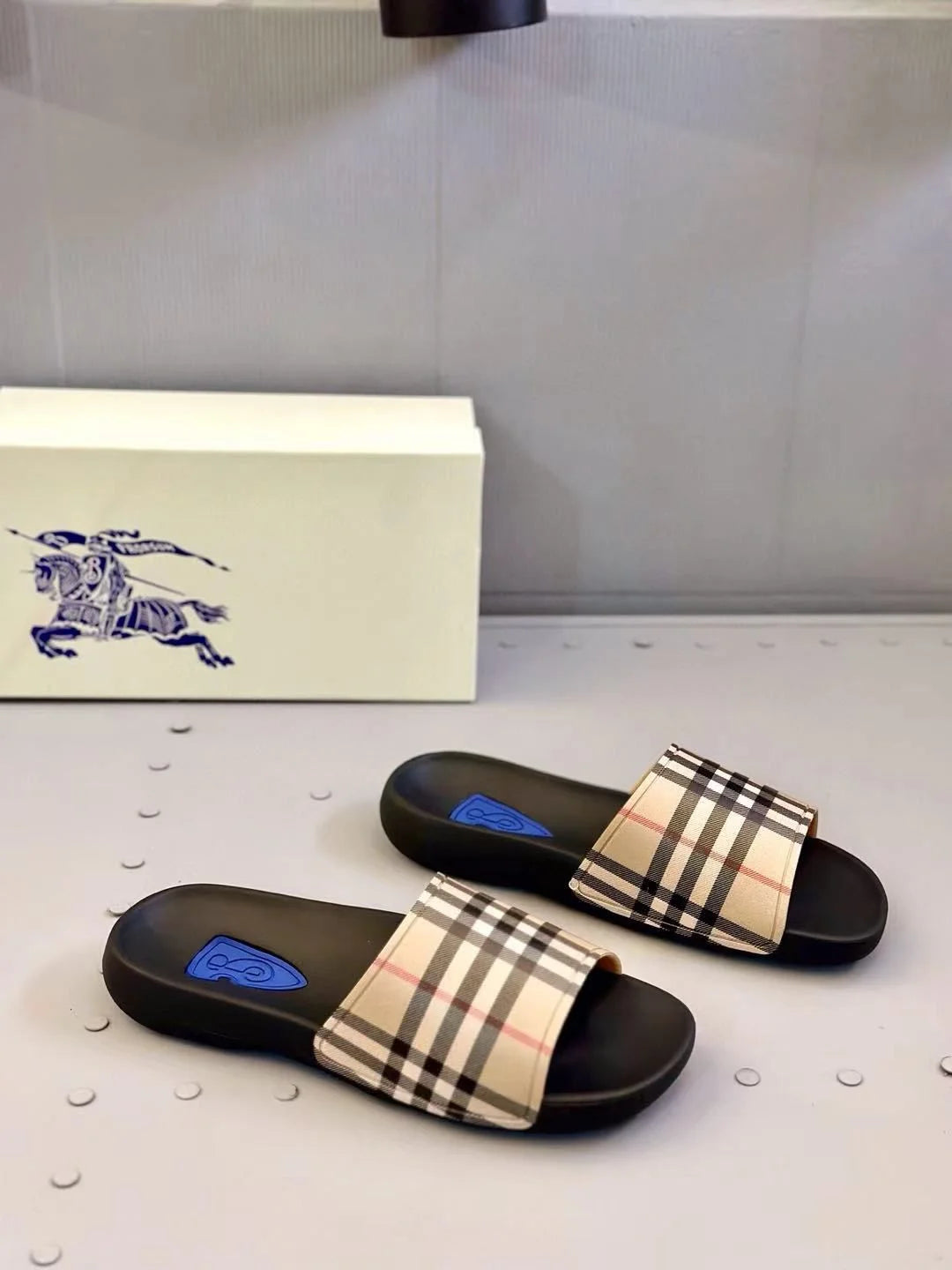 BURBERRY || Vintage Check Slides with Blue Logo Inset - Luxury Men’s/Unisex Sandals