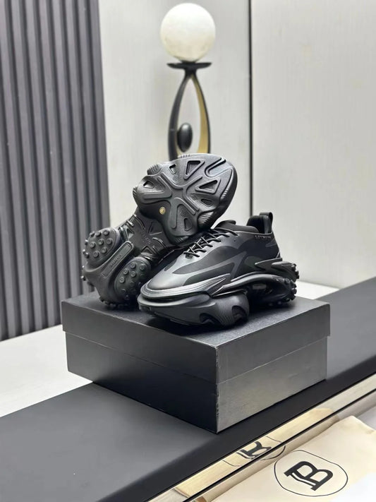 BALMAIN || Unicorn Low-Top Sneakers in Neoprene and Leather – Matte Black