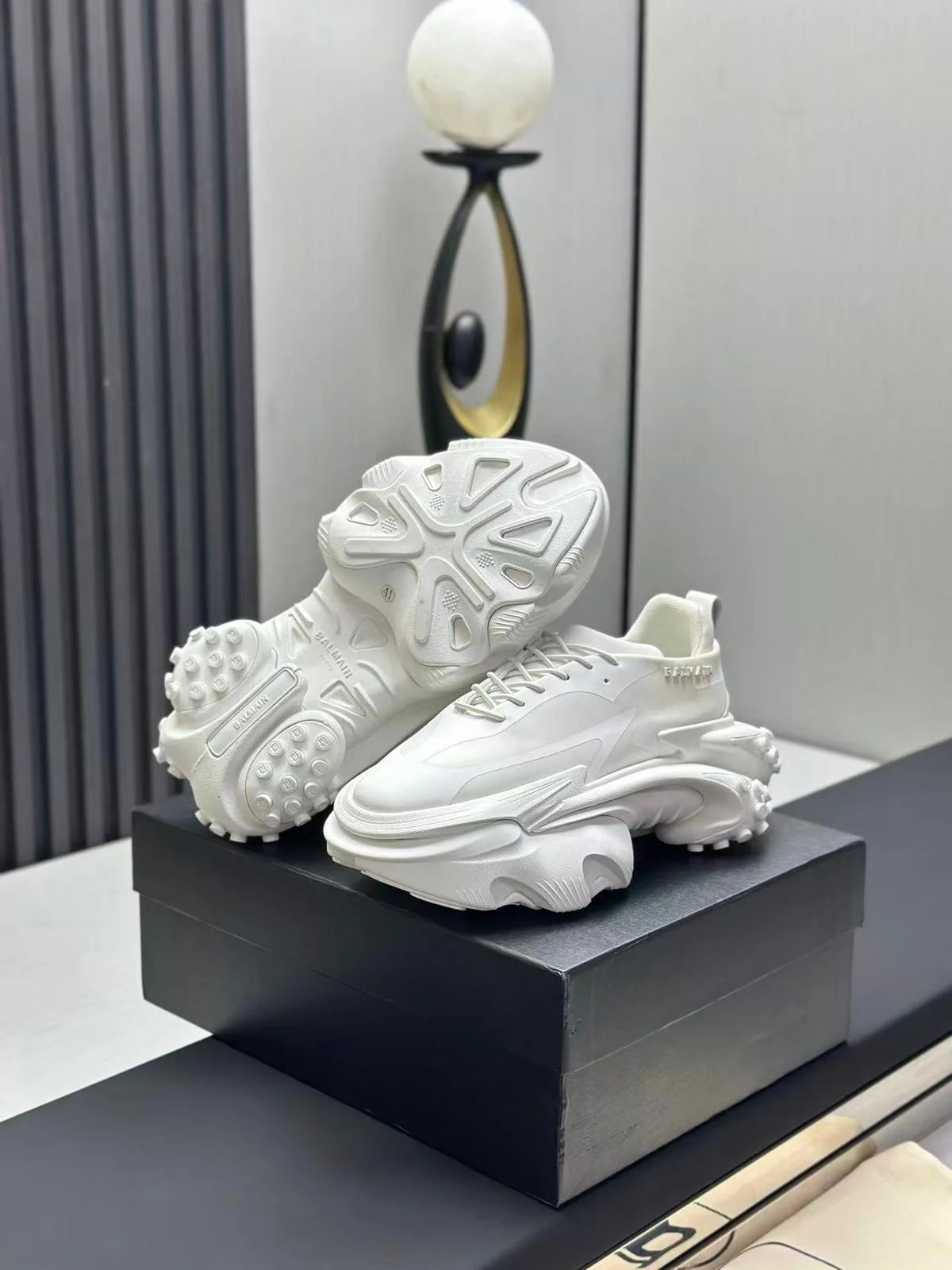 BALMAIN || Unicorn Low-Top Sneakers in Neoprene and Calfskin – Triple White