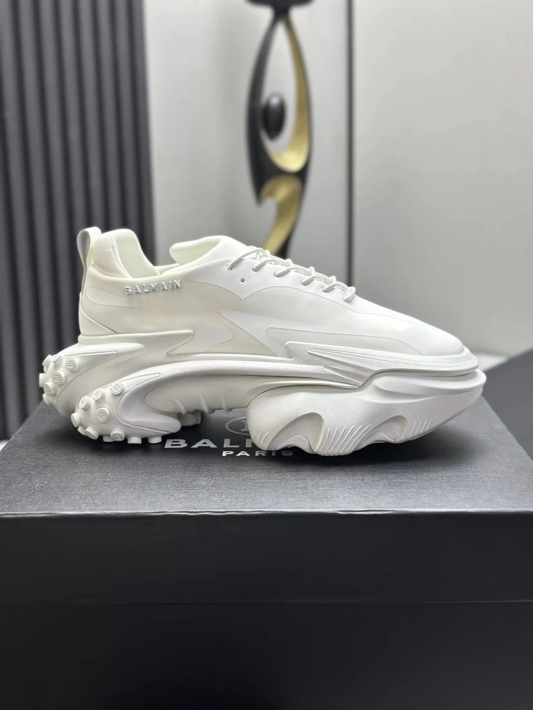 BALMAIN || Unicorn Low-Top Sneakers in Neoprene and Calfskin – Triple White