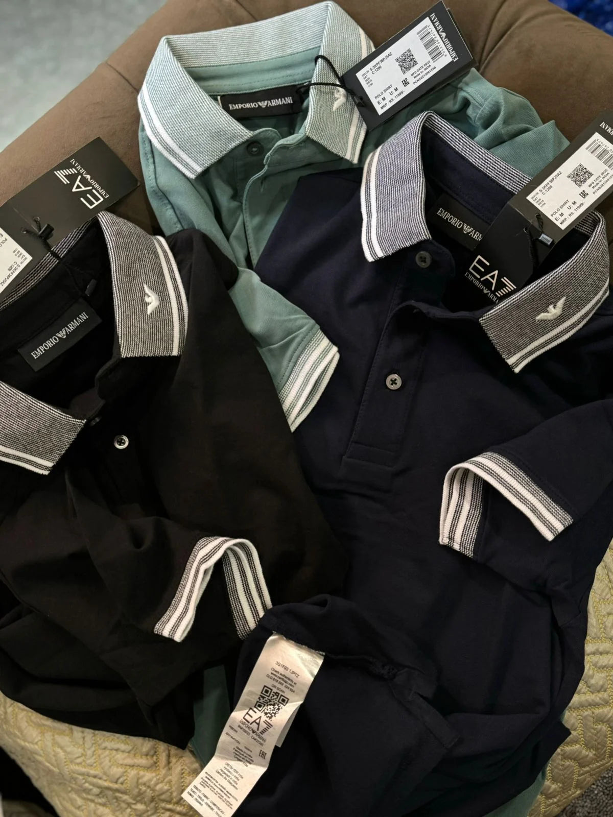 EMP*RIO AR*ANI || Men's Slim-Fit Piqué Polo Shirt with Contrast Piped Collar & Logo Detail