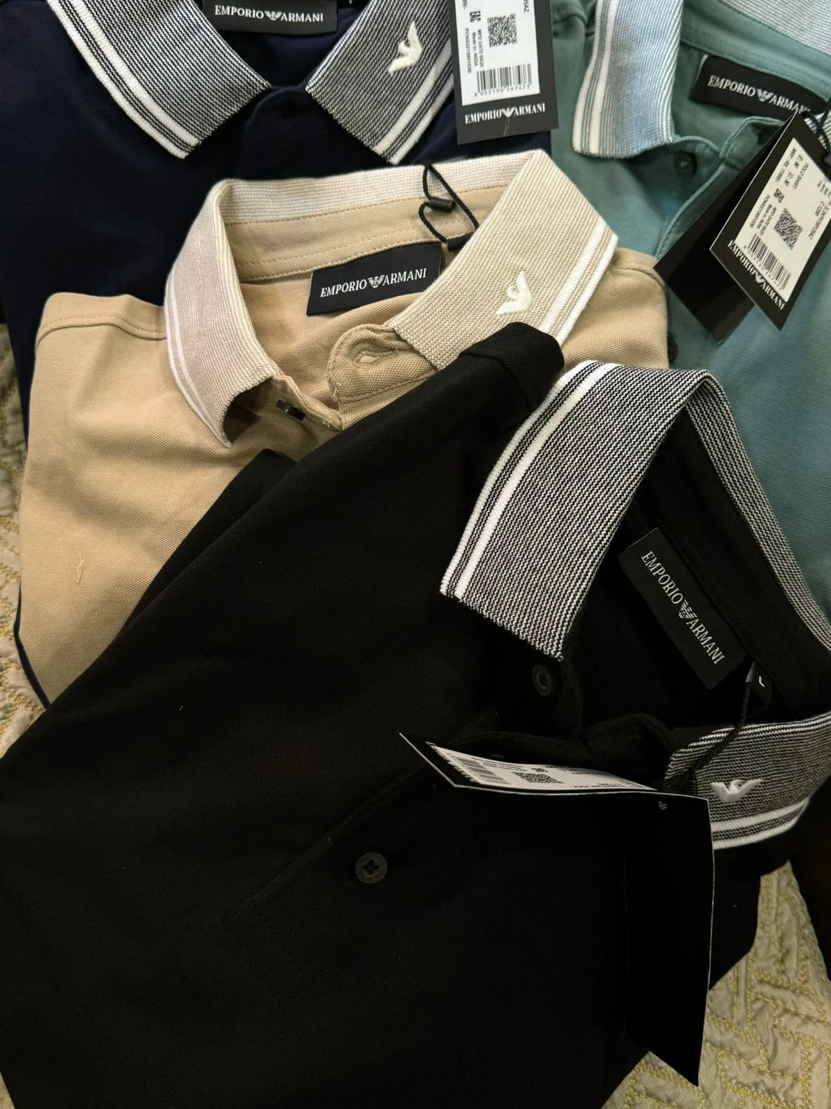 EMP*RIO AR*ANI || Men's Slim-Fit Piqué Polo Shirt with Contrast Piped Collar & Logo Detail