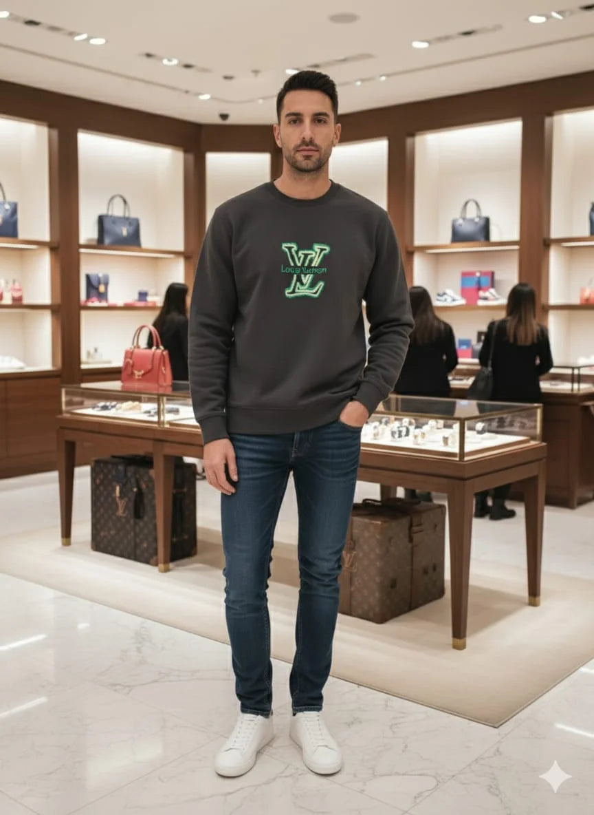 LOUIS VUITTON || Men’s Monogram Signature Long Sleeve T-Shirt – Premium Cotton Knit