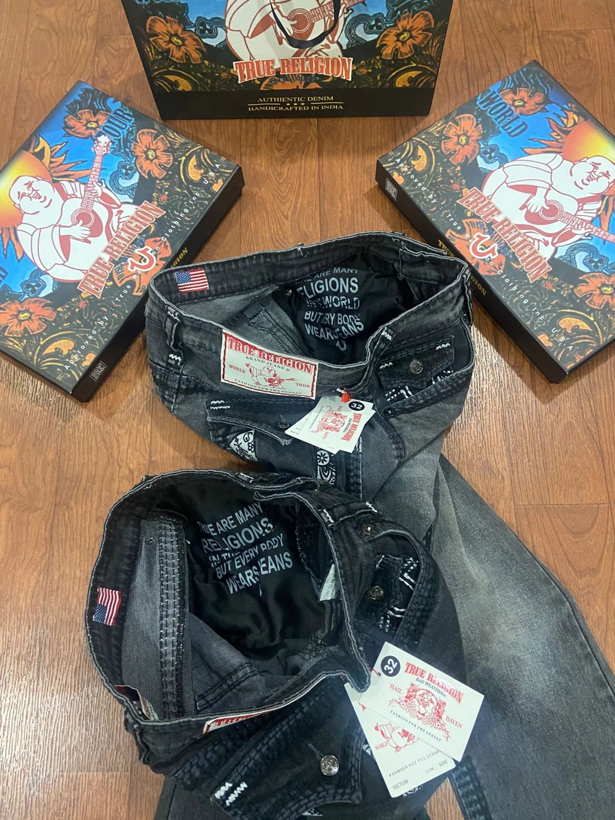 TRUE RELIGION || Men's Ricky Straight Fit Jeans – Heritage Grey Wash with Horseshoe Paisley Embroidery