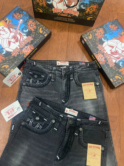 TRUE RELIGION || Men's Ricky Straight Fit Jeans – Heritage Grey Wash with Horseshoe Paisley Embroidery