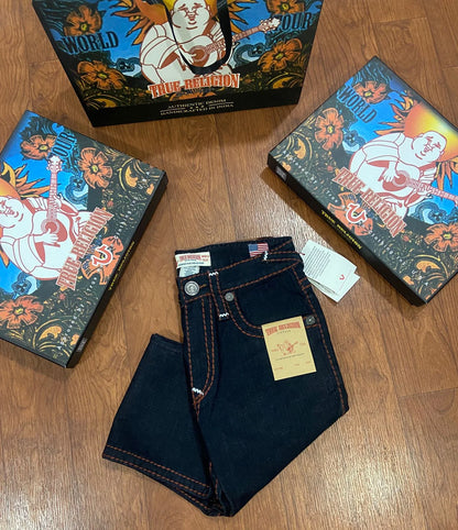 TRUE RELIGION || Men's Ricky Straight Leg Jeans – Dark Indigo with Paisley Monogram Horseshoe Stitch