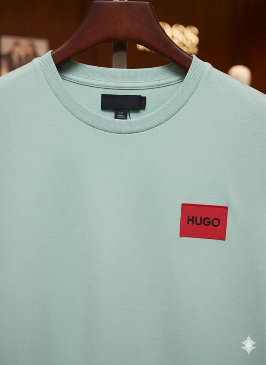HUGO BOSS || Menswear Slim-Fit Cotton T-Shirt with Signature Red Logo Patch