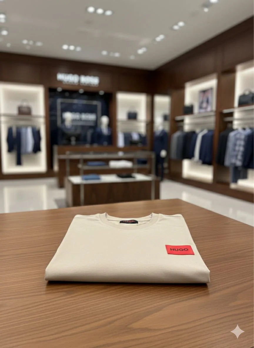 HUGO BOSS || Menswear Slim-Fit Cotton T-Shirt with Signature Red Logo Patch