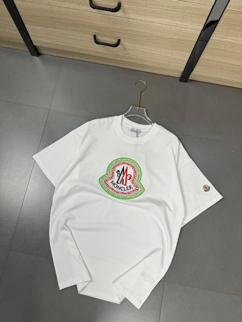 MONCLER || Men's Oversized Cotton Graphic T-Shirt - White with Green/Red Embroidered Logo