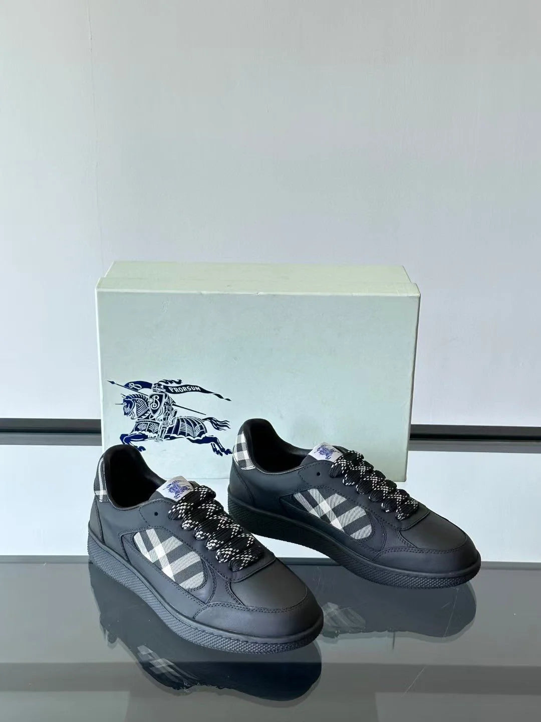 BURBERRY || Box Low-Top Leather Sneakers in Black – Equestrian Knight Design & House Check Panels