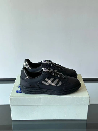 BURBERRY || Box Low-Top Leather Sneakers in Black – Equestrian Knight Design & House Check Panels