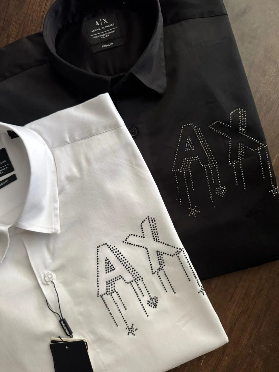 ARM*NI EXCH*NGE || Men’s Slim-Fit Long Sleeve Shirt with Studded AX Logo