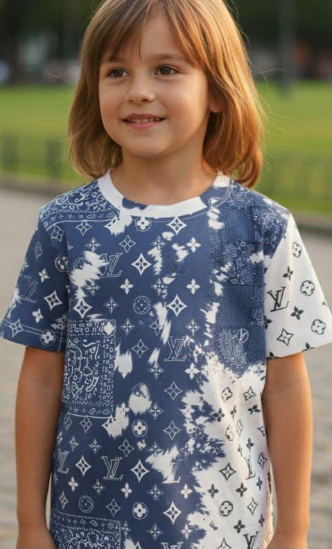 Premium Louis Vuitton Kids Grey casual T-shirt with original accessories
