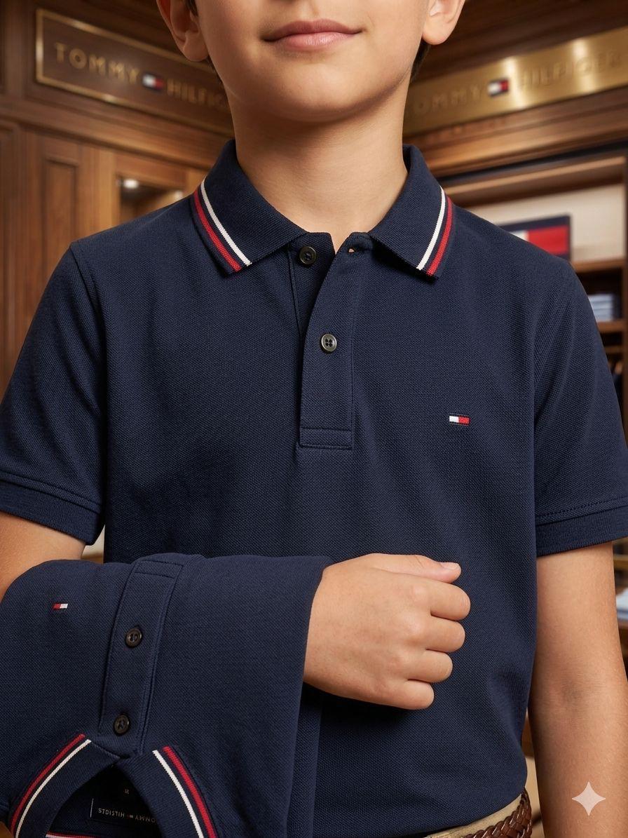 Tommy Kids Navy Blue T-Shirt – Jacquard Collar Close-up	