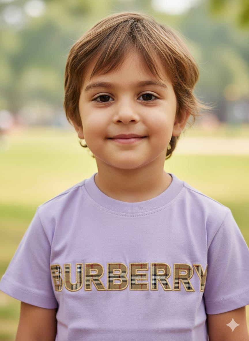 Burberry Kids Lilac Tee – Patch Logo Close-up