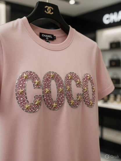 Women's Chanel pink regular fit luxury T-shirt
