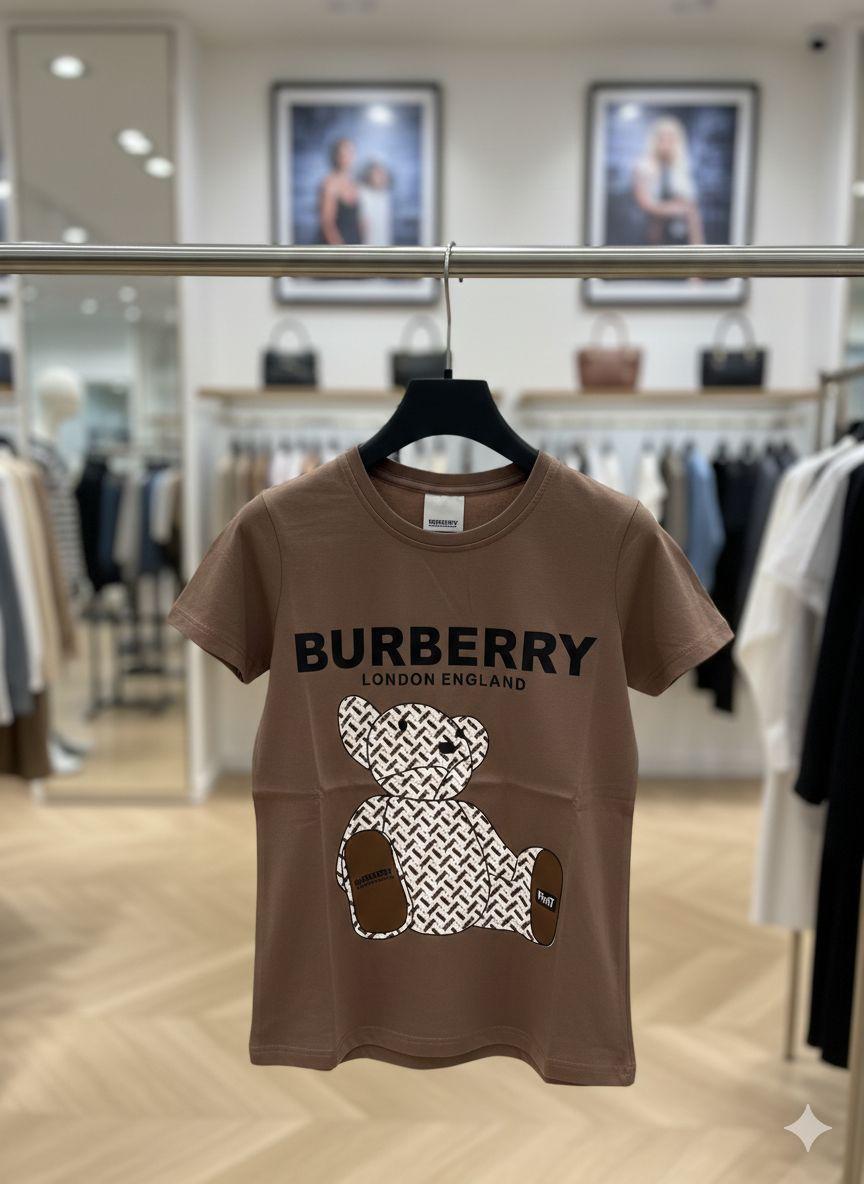 Women's Burberry Beige regular fit polo T-shirt
