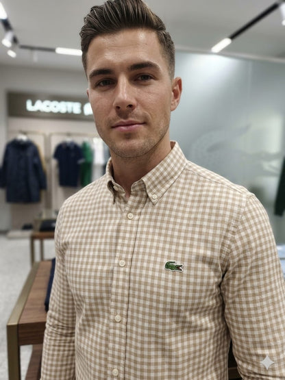 Lacoste beige casual cotton linen shirt with regular fit
