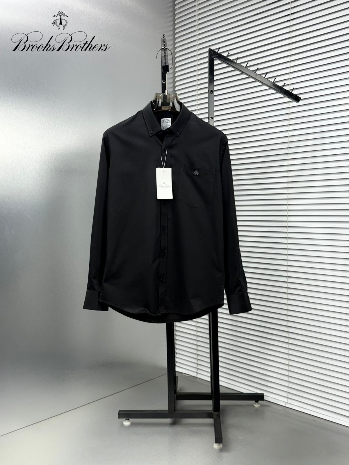 Brooks Brothers Regular Fit Cotton Oxford Shirt in Black
