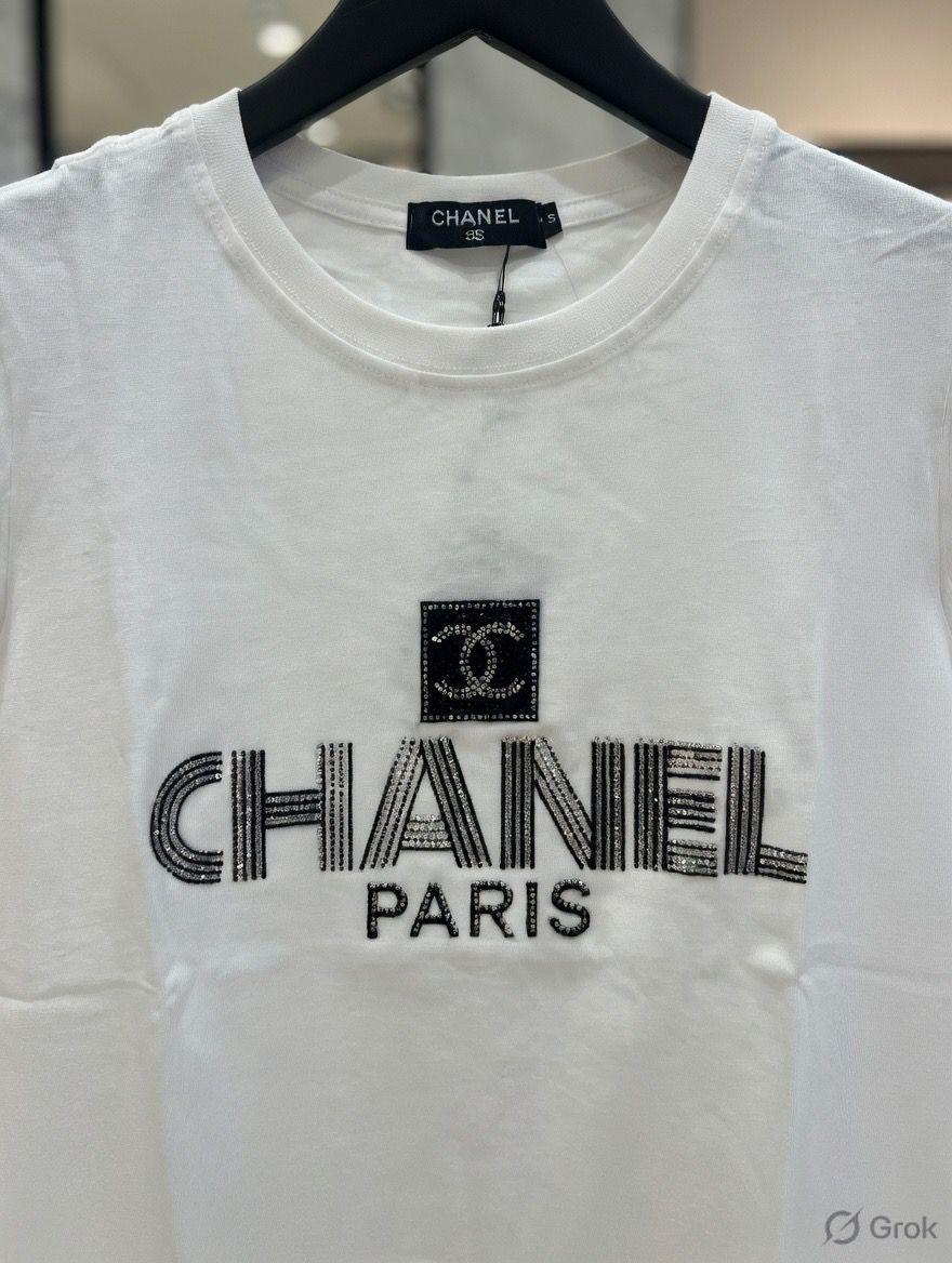 Women's Chanel white regular fit designer T-shirt
