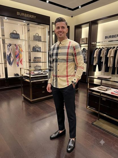 BURBERRY 2026 premium cream shirt original accessories