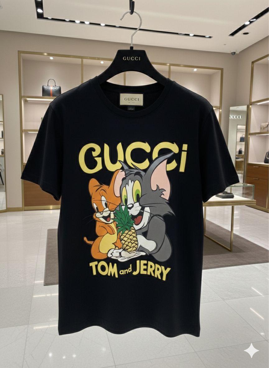 Black women's wear Gucci cotton t shirt