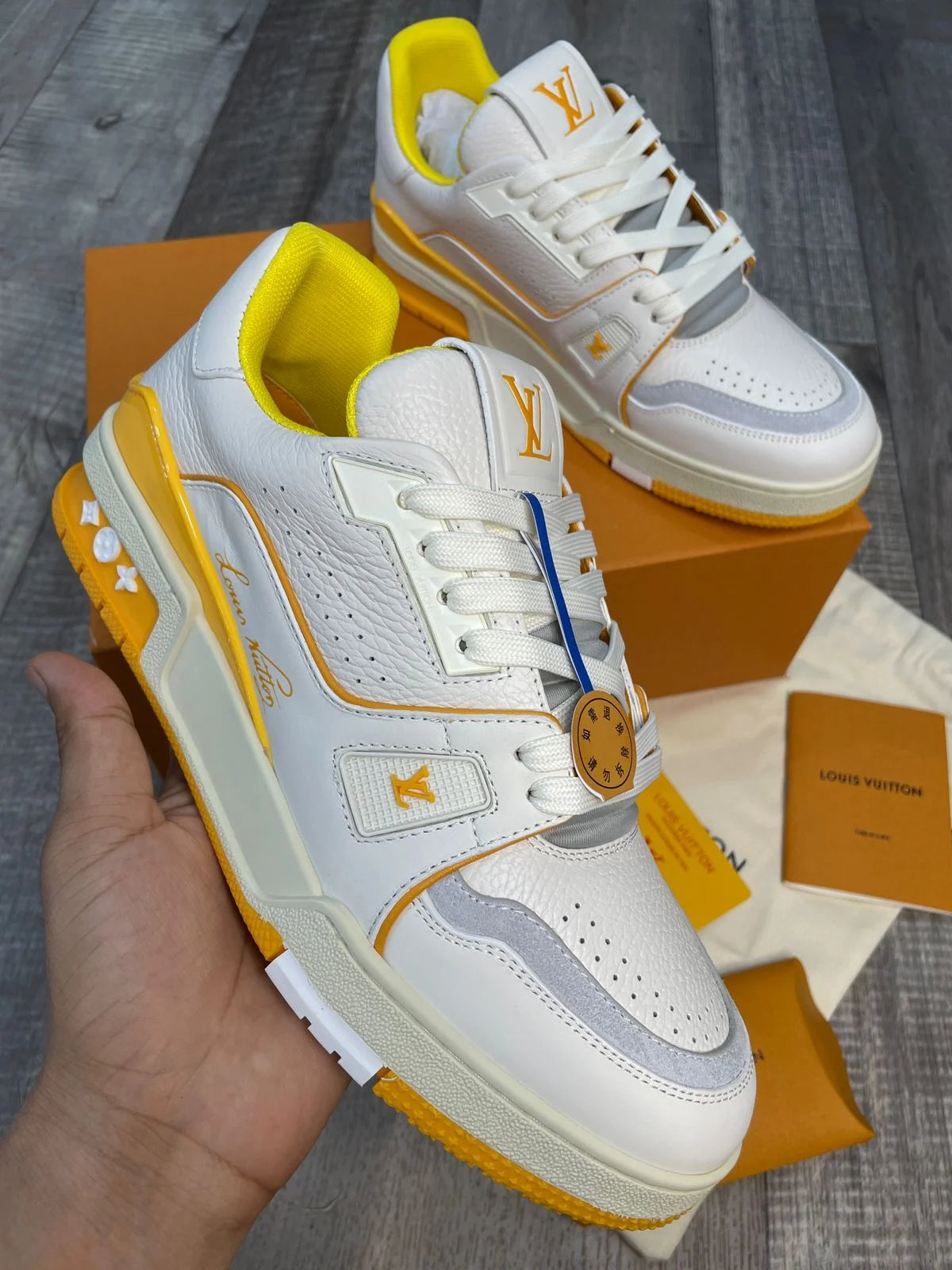 LOUIS VUITTON || LV Trainer Maxi Yellow Sneaker