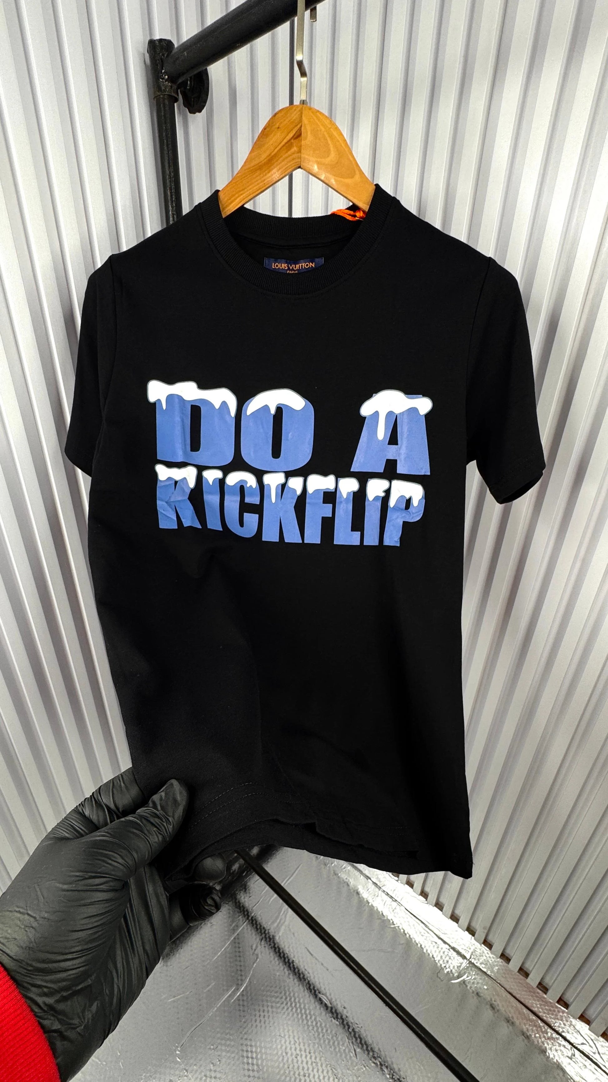 LOUIS VUITTON || DO A KICKFLIP PREMIUM T-SHIRT – FASHION MYST LOUIS VUITTON || DO A KICKFLIP PREMIUM T-SHIRT – FASHION MYST